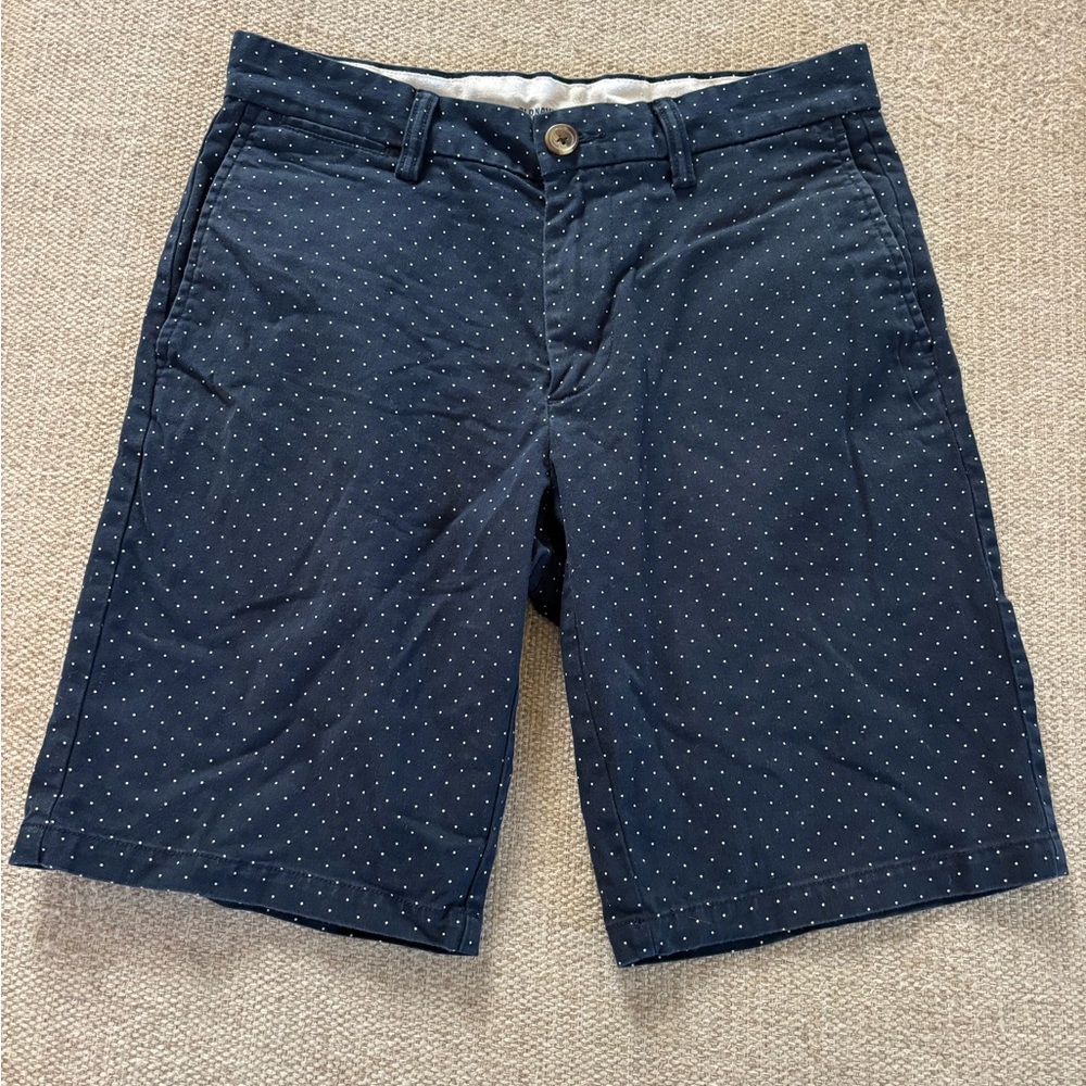 Old Navy Flat Front Men’s Shorts